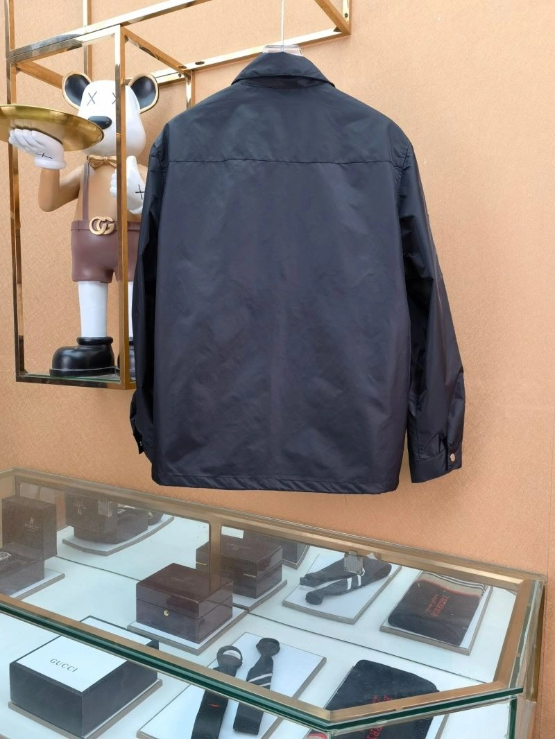 Breathable Prada Outwear 170150