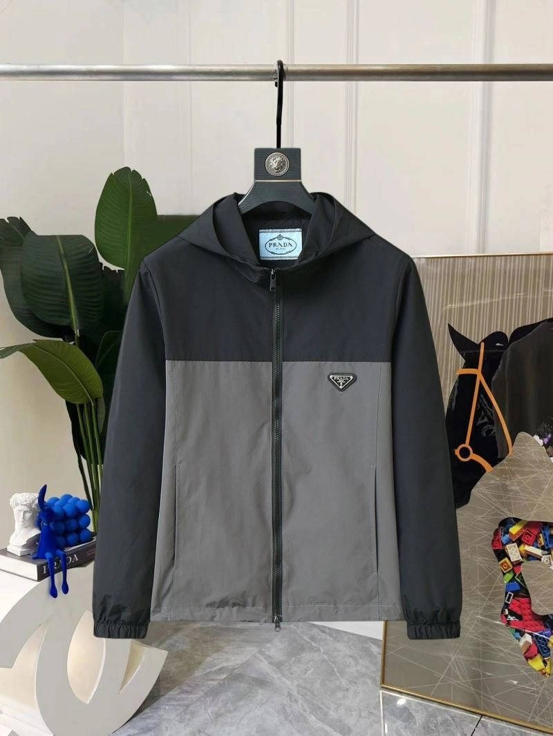 Packable Prada Outwear 170149