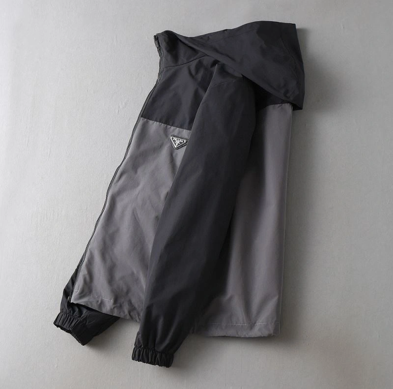 Packable Prada Outwear 170149
