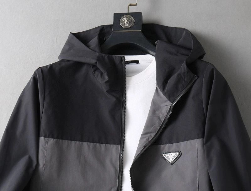 Packable Prada Outwear 170149