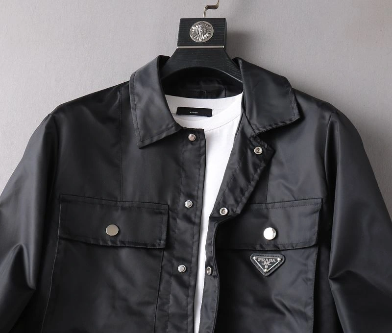 Effortless Prada Outwear 170143