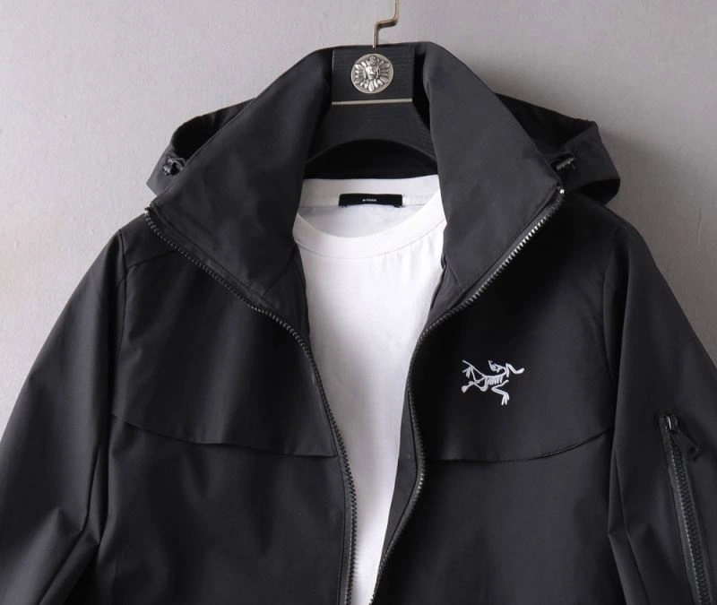 ZipUp Prada Outwear 170140
