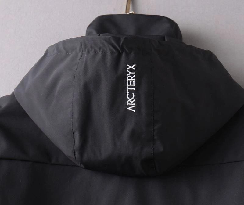 ZipUp Prada Outwear 170140