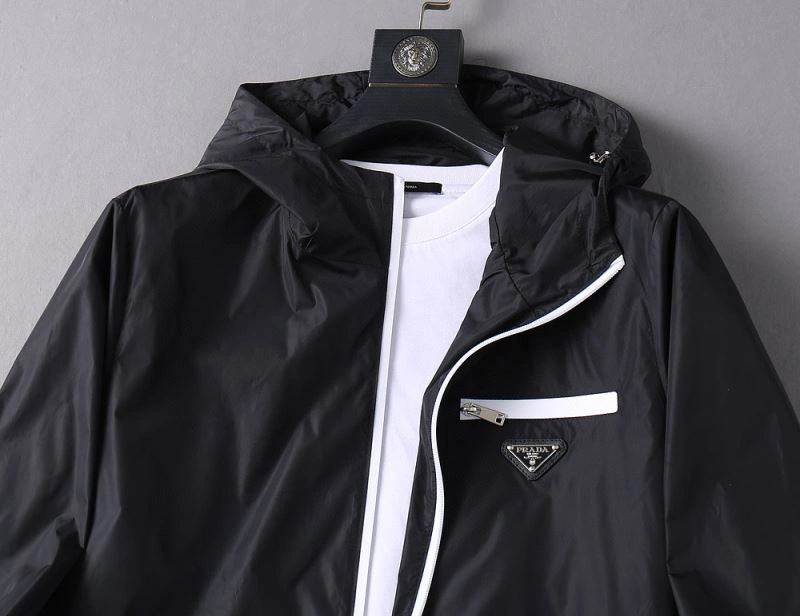 Lightweight Prada Outwear 170142