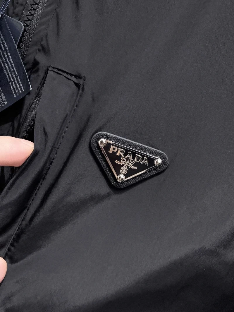 Lightweight Prada Outwear 170132