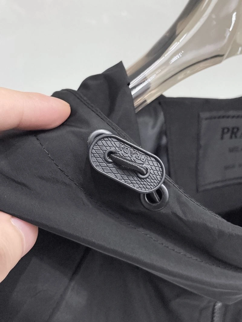 Lightweight Prada Outwear 170132
