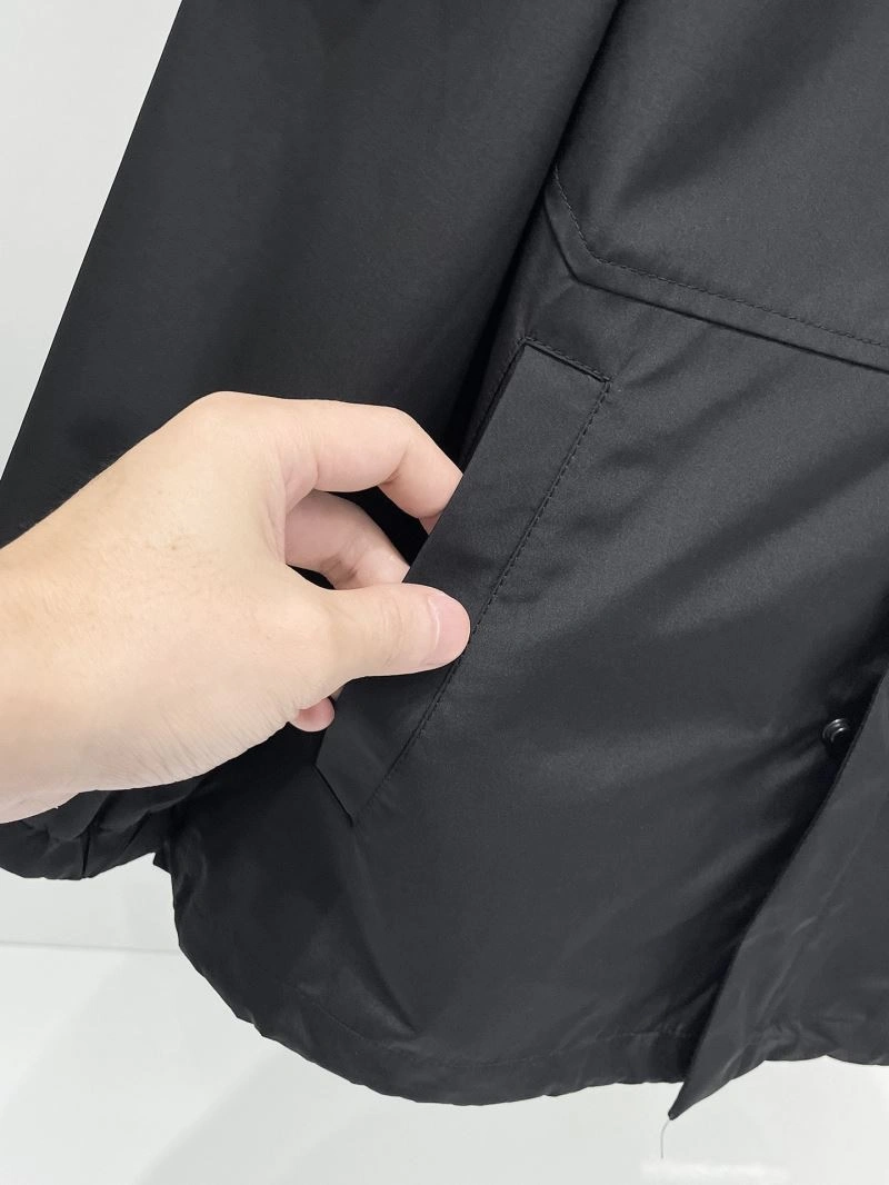 Breathable Prada Outwear 170148