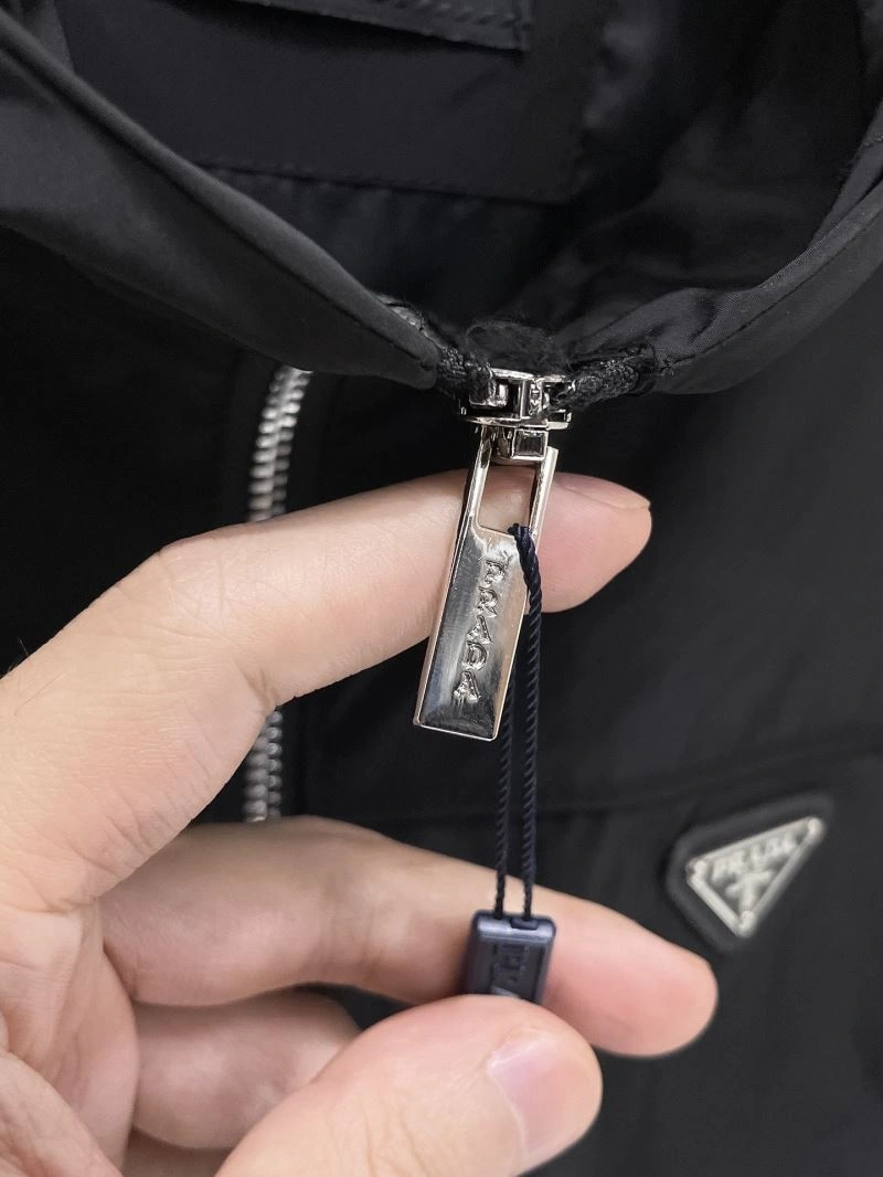 Prada Outwear FreshLook 170219