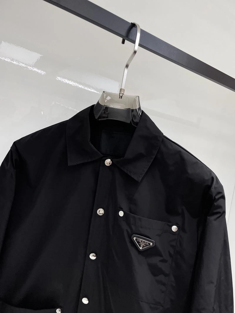 Prada Outwear Trendsetting 170124