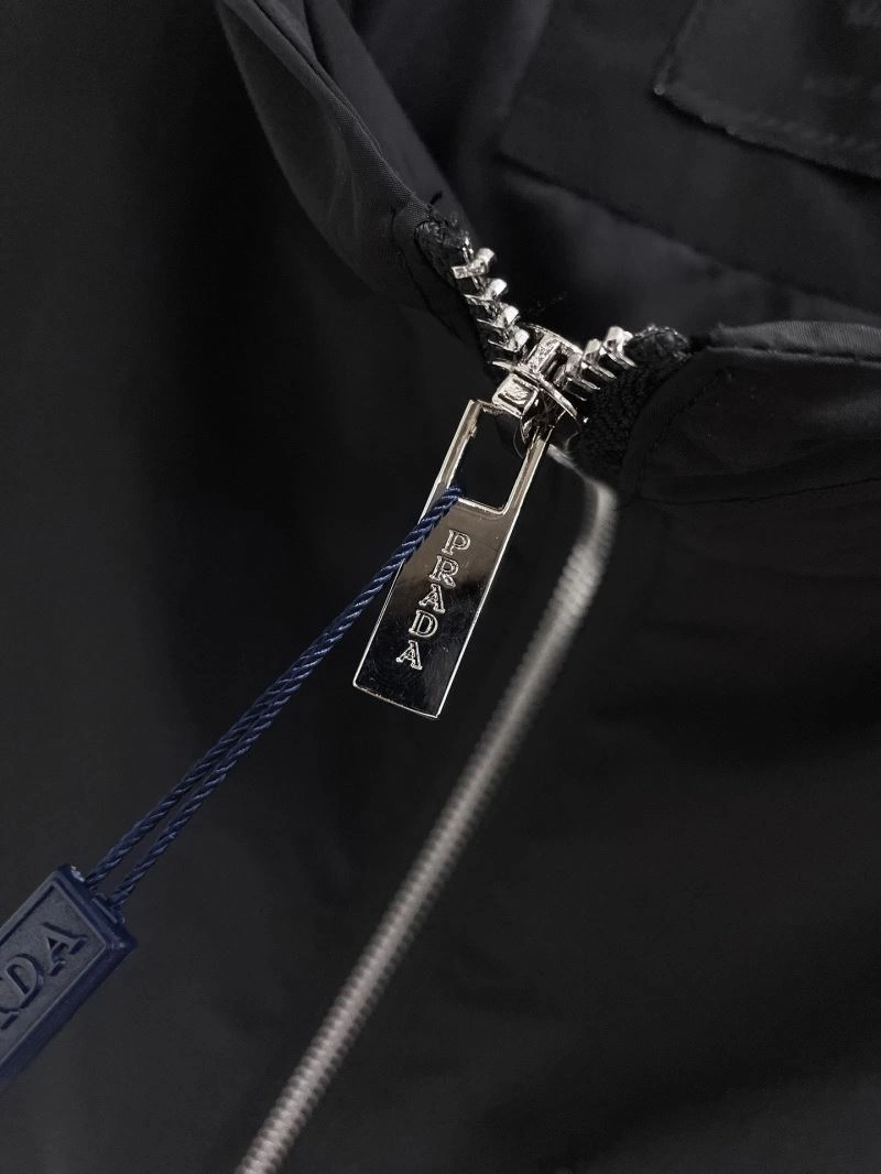 Prada Outwear Durable 170123