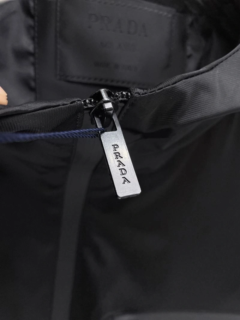 Prada Outwear Stretchable 170120