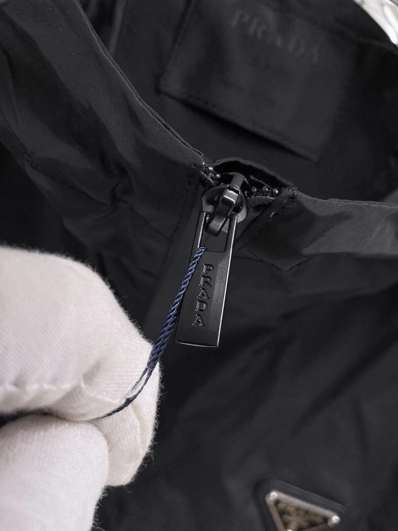 Prada Outwear Minimalist 170163