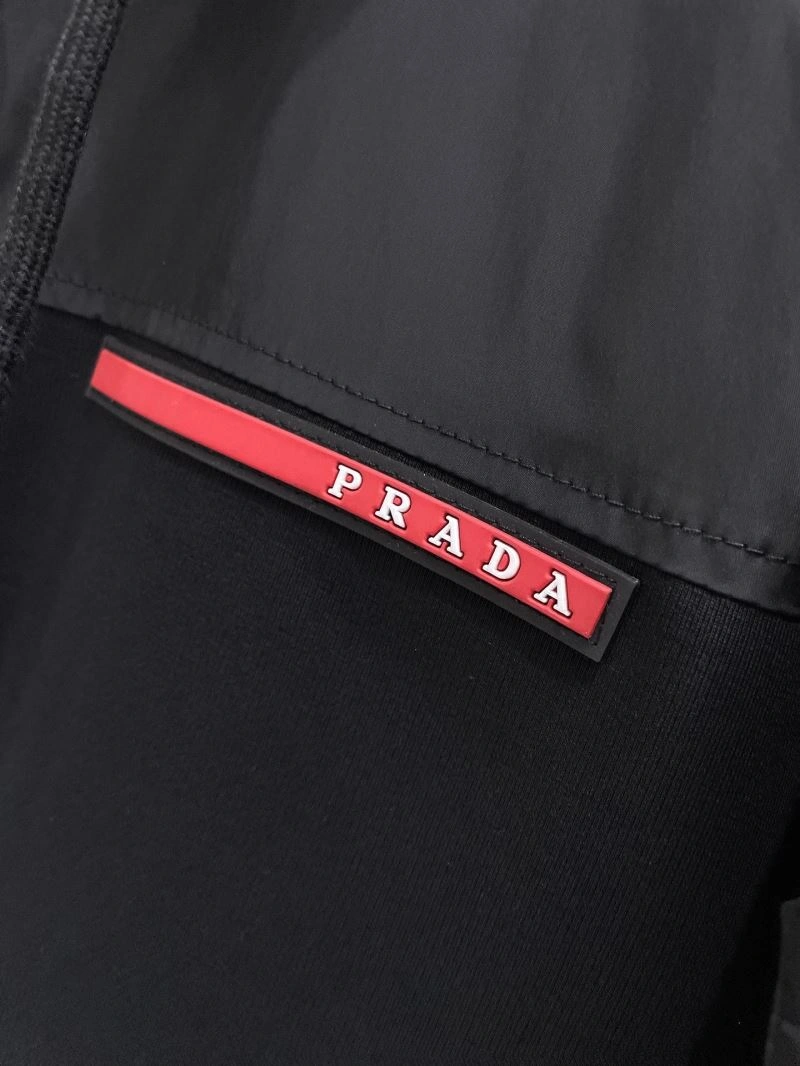 Contemporary Prada Outwear 170118