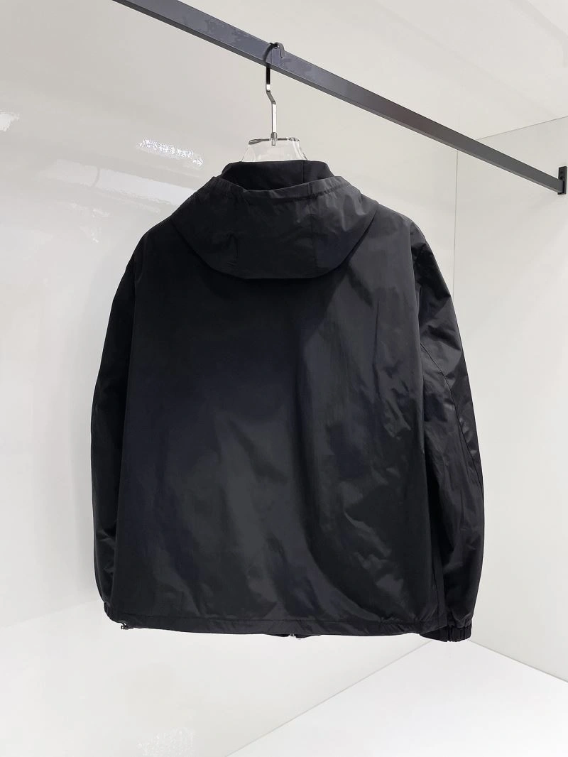 Elegant Prada Outwear 170111