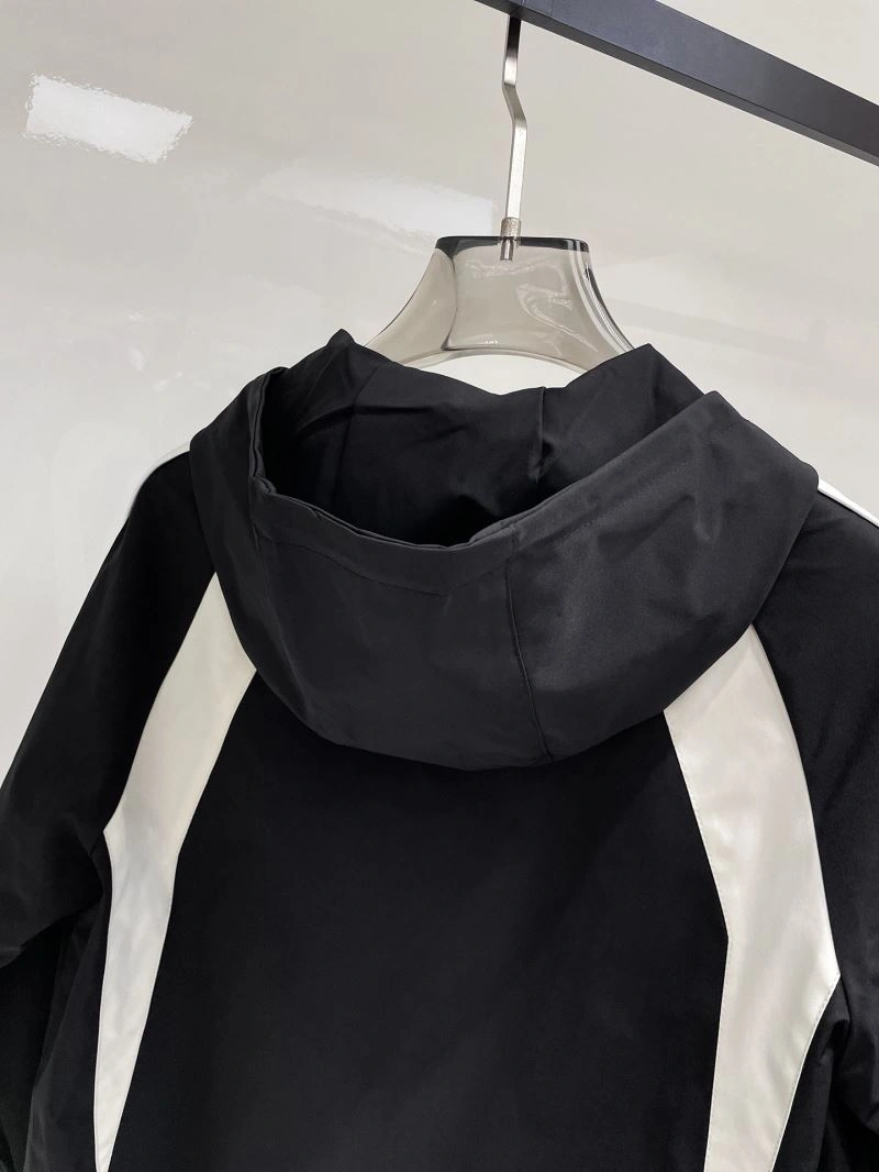 Prada Outwear Modern 170094