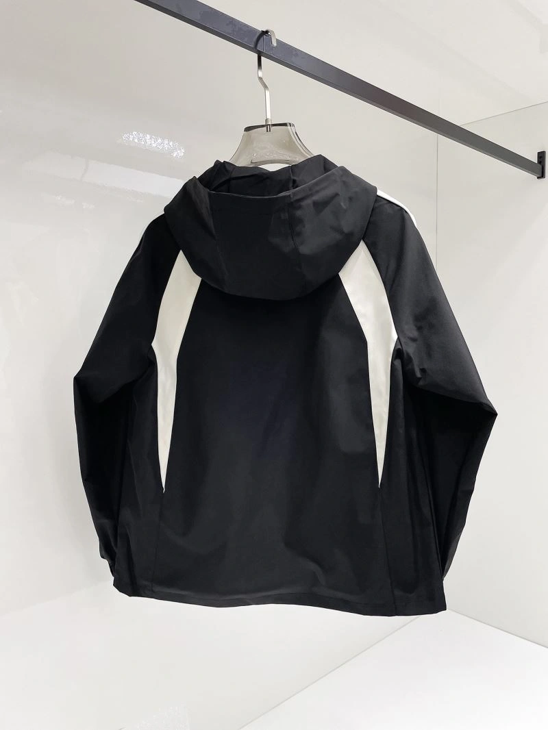 Prada Outwear Modern 170094