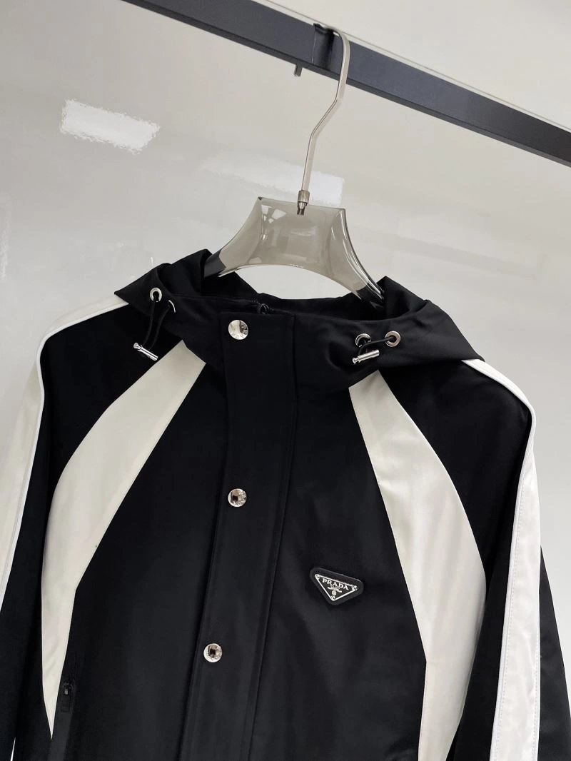 Prada Outwear Modern 170094