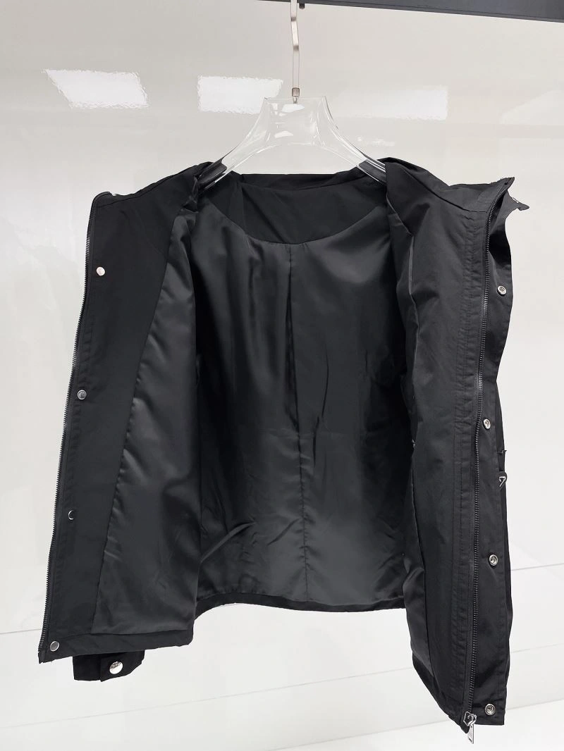 Breathable Prada Outwear 170089