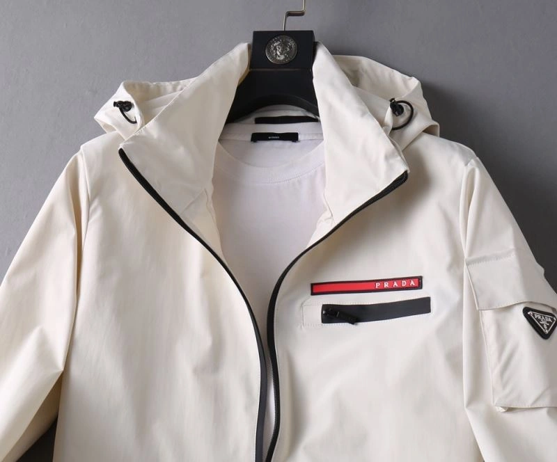Vibrant Prada Outwear 170064