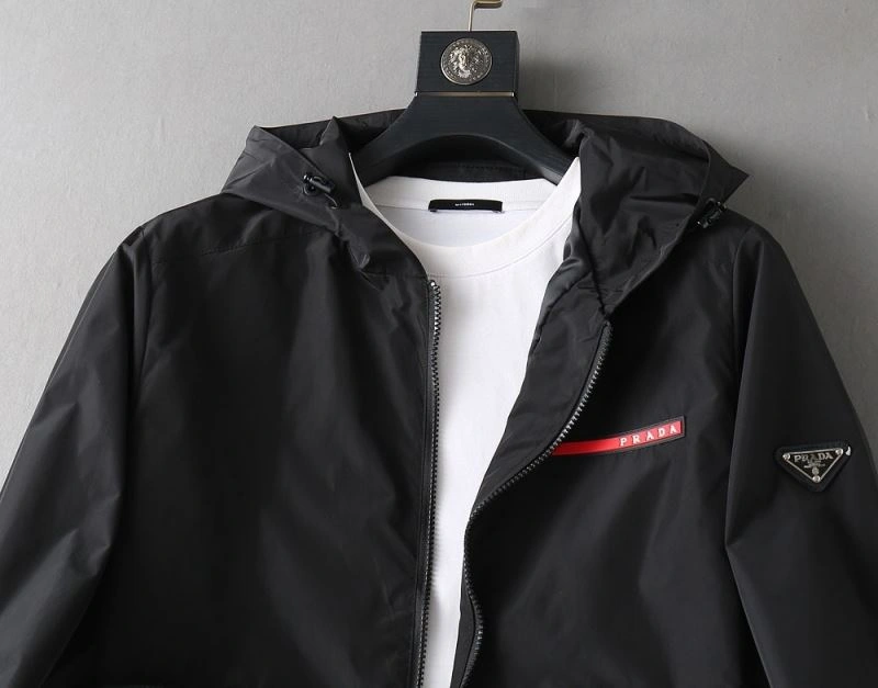 Supportive Prada Outwear 170068