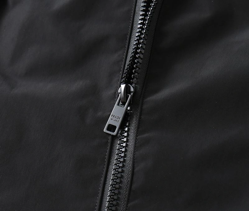 TechFriendly Prada Outwear 170059