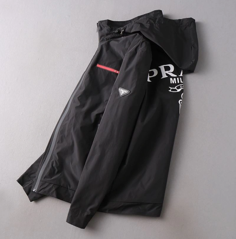 Snug Prada Outwear 170106