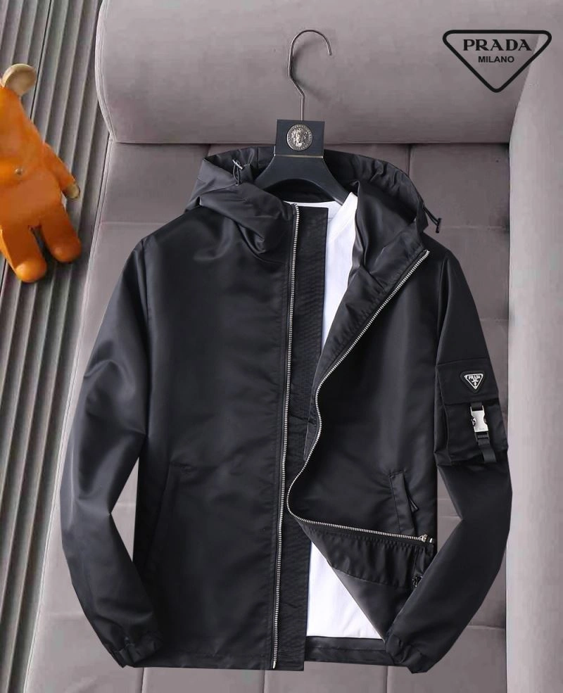 Sporty Prada Outwear 170050