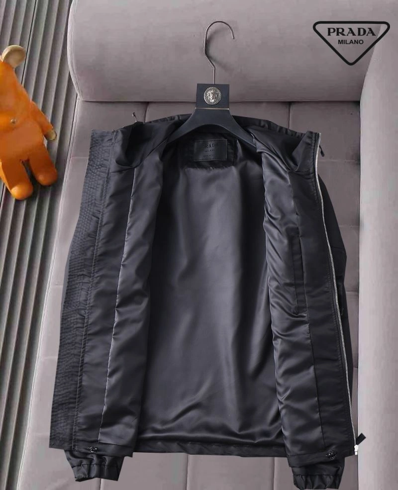Sporty Prada Outwear 170050