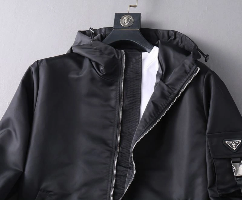 Sporty Prada Outwear 170050