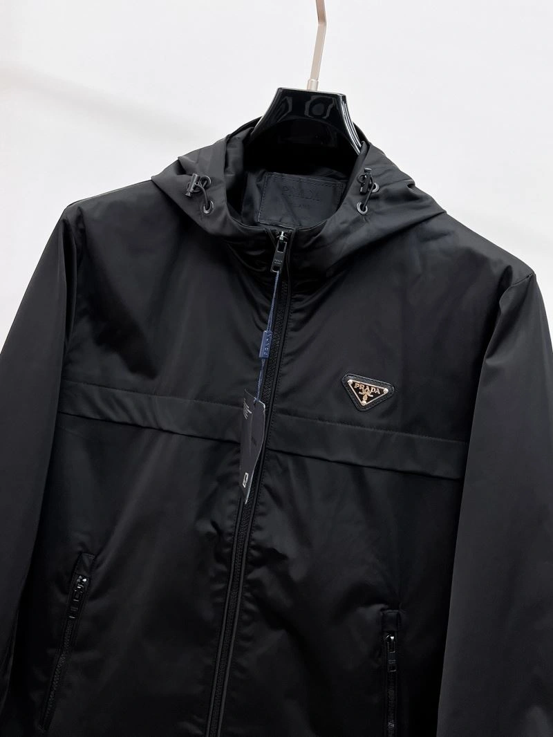Chic Prada Outwear 170090