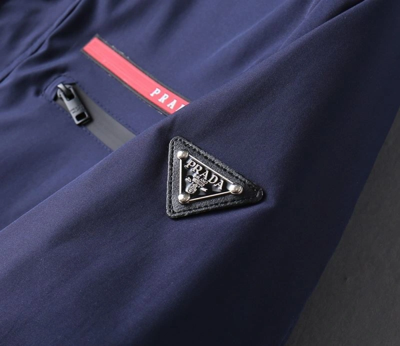 WrinkleFree Prada Outwear 170127