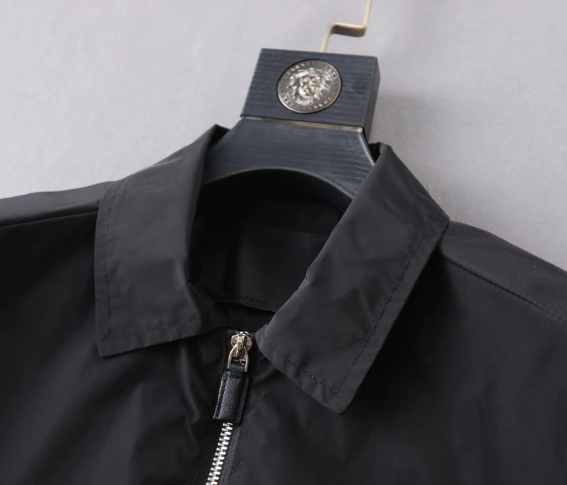 Vibrant Prada Outwear 170039
