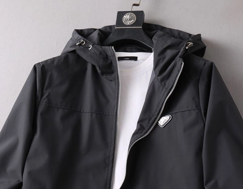 Prada Outwear UrbanStyle 170040