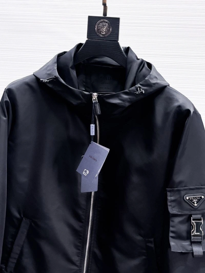 Prada Outwear Compact 170072