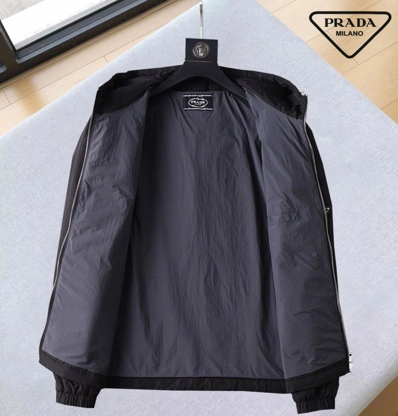 Prada Outwear Youthful 170030