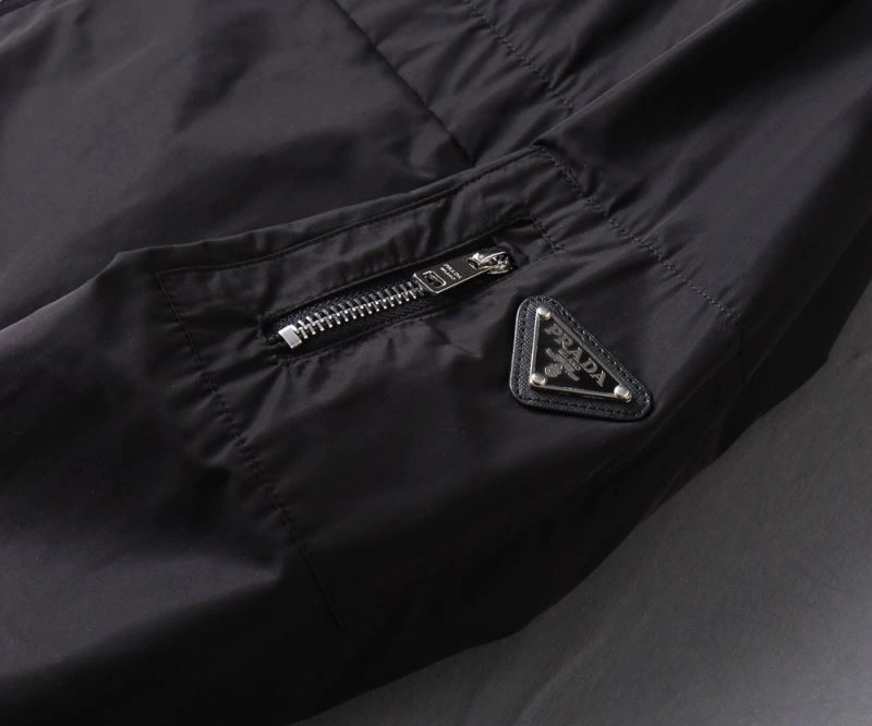 Prada Outwear Youthful 170030