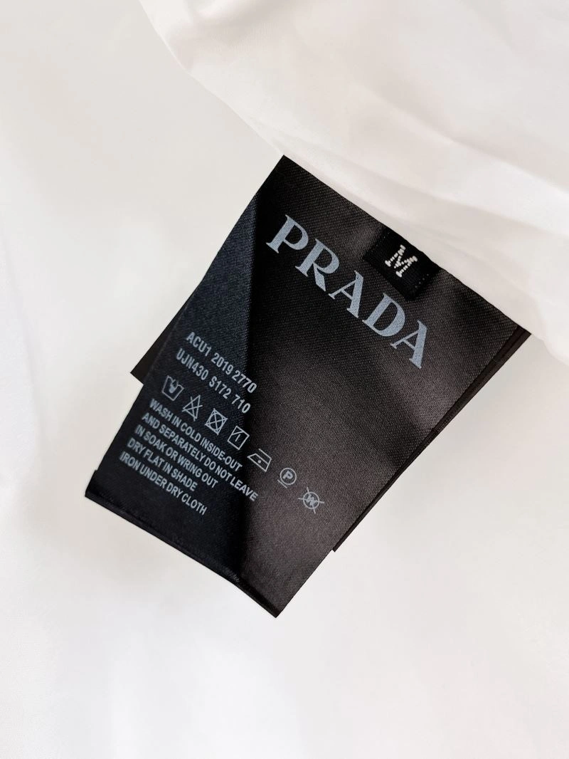 Prada Outwear ZeroBulk 170020