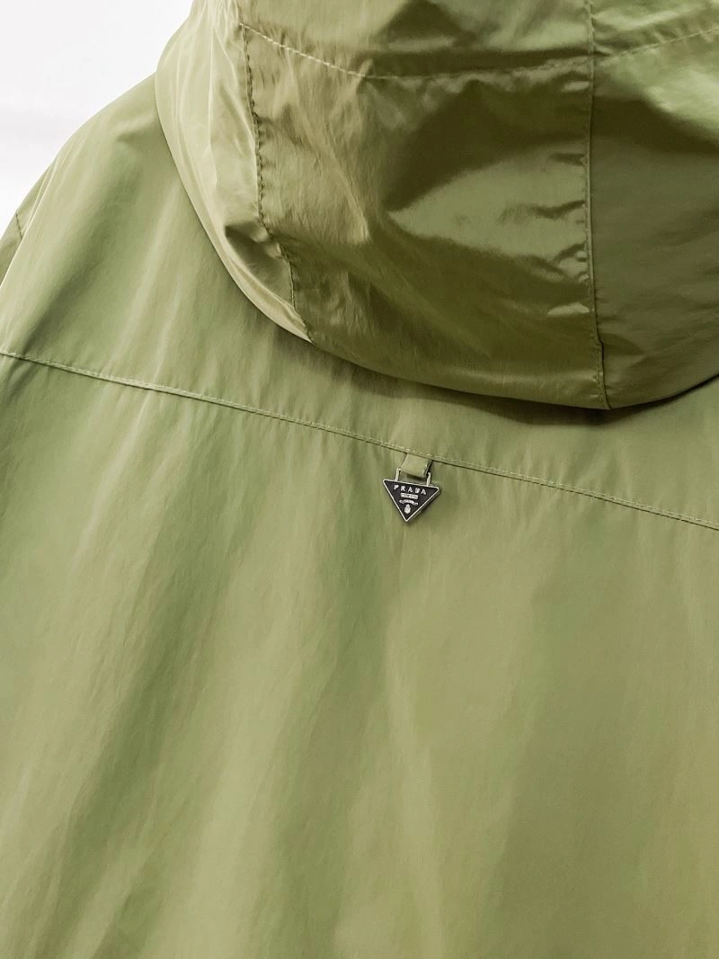 Prada Outwear Thermal 170015