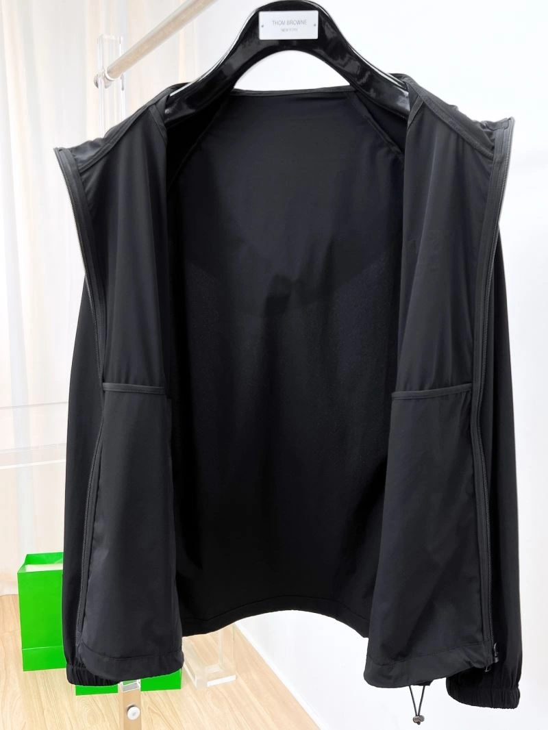 Effortless Prada Outwear 170017