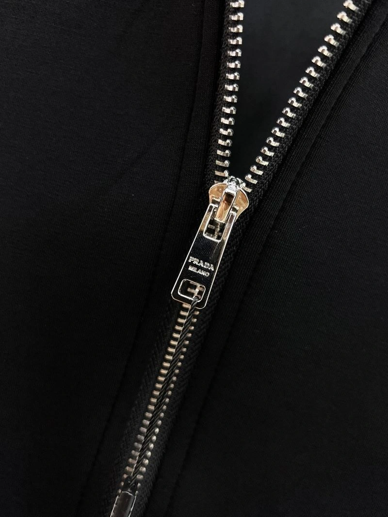 Prada Outwear Snug 170012