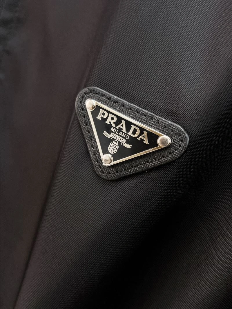 Prada Outwear Modern 170011