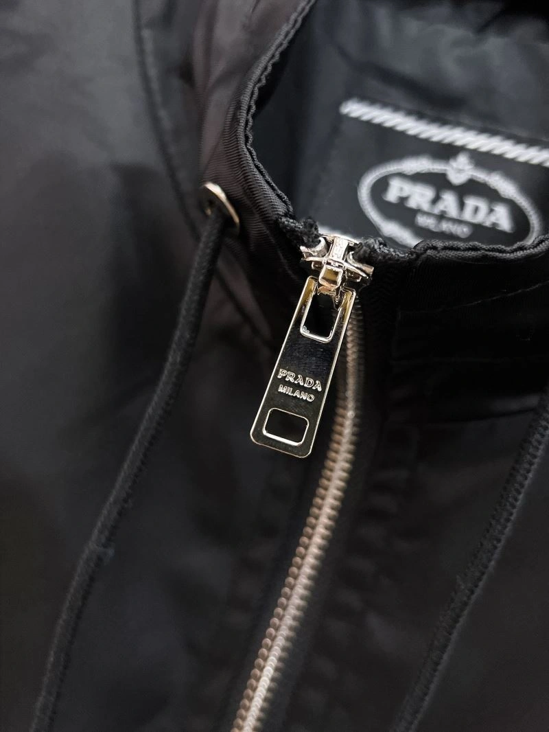 Prada Outwear Modern 170011