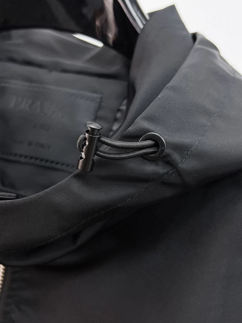 Prada Outwear Effortless 170019