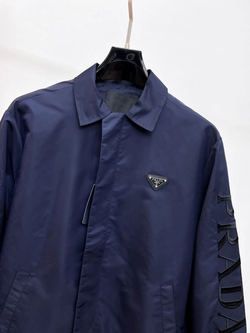 Effortless Prada Outwear 170016