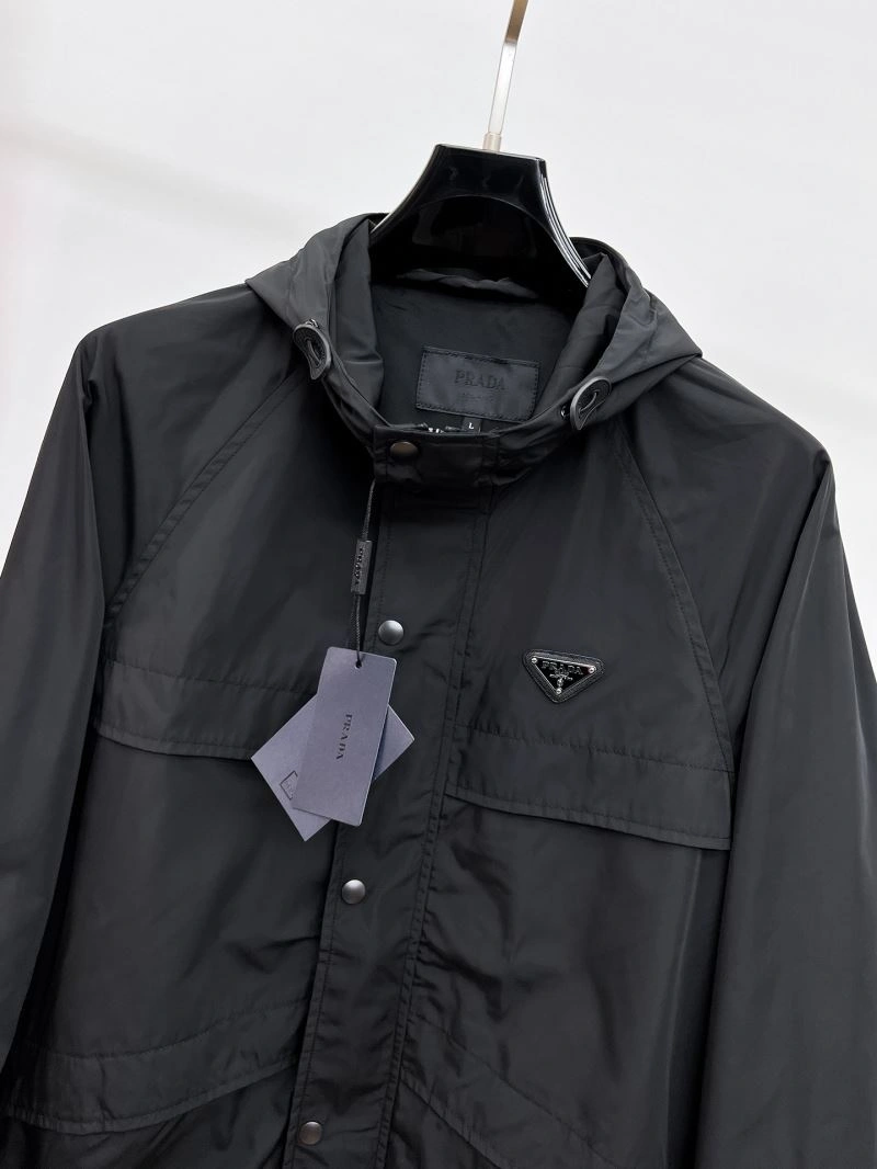 Comfortable Prada Outwear 170005