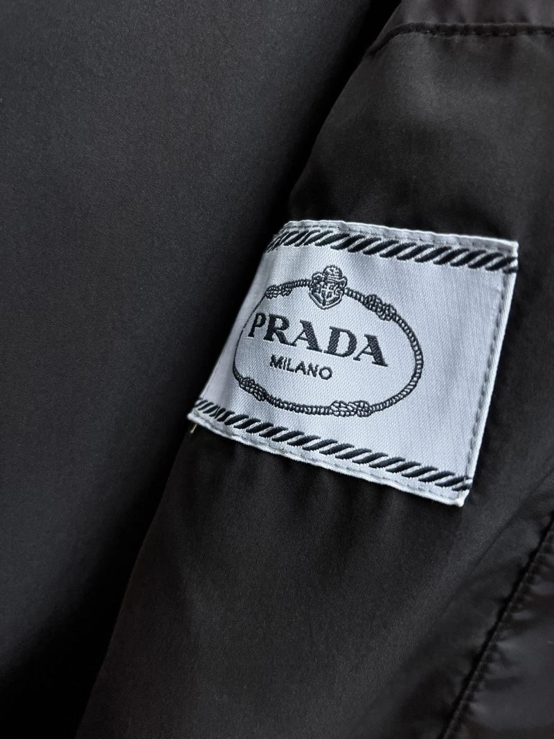 Cozy Prada Outwear 170004