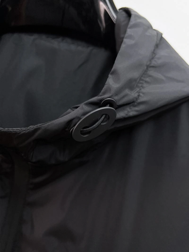 Cozy Prada Outwear 170004