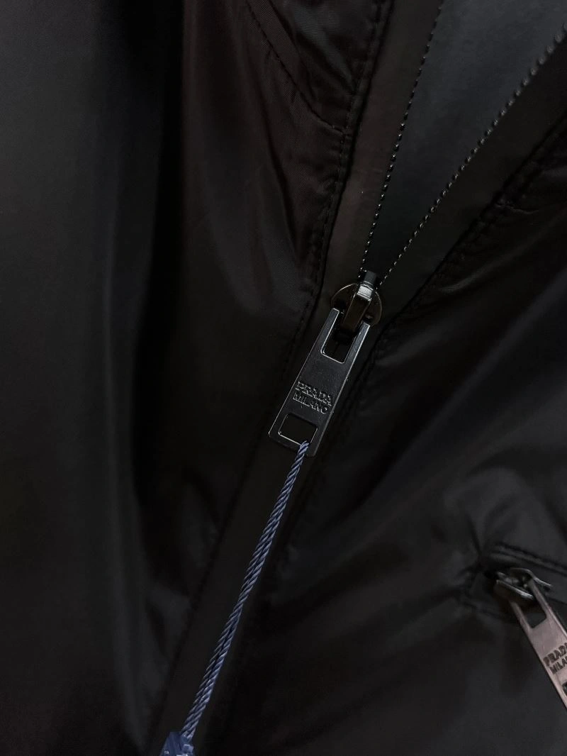 Cozy Prada Outwear 170004