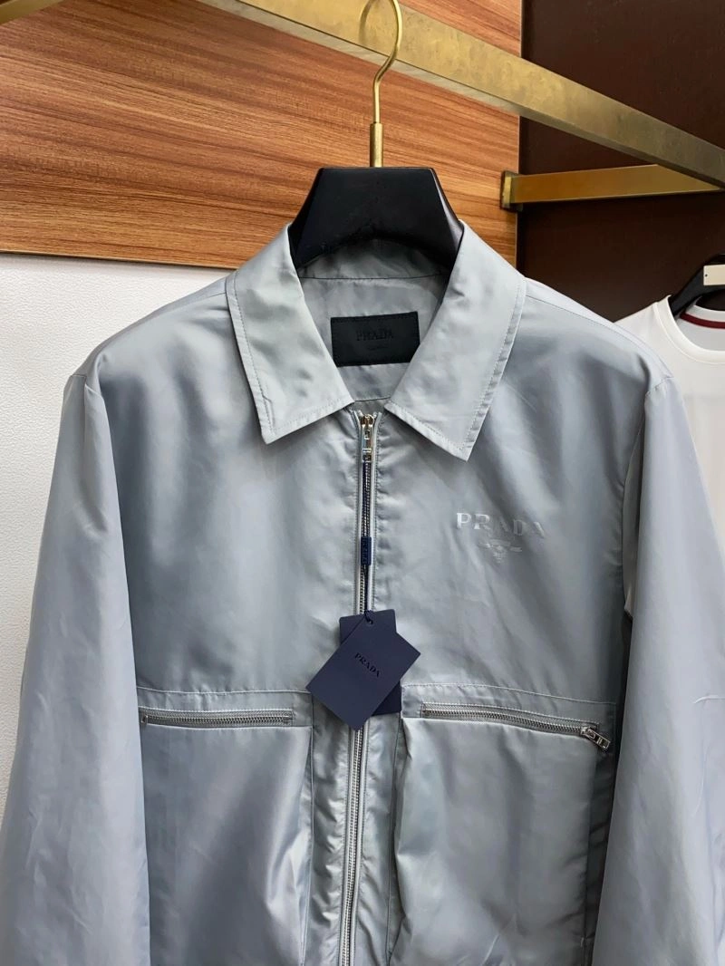 Prada Outwear Effortless 170027