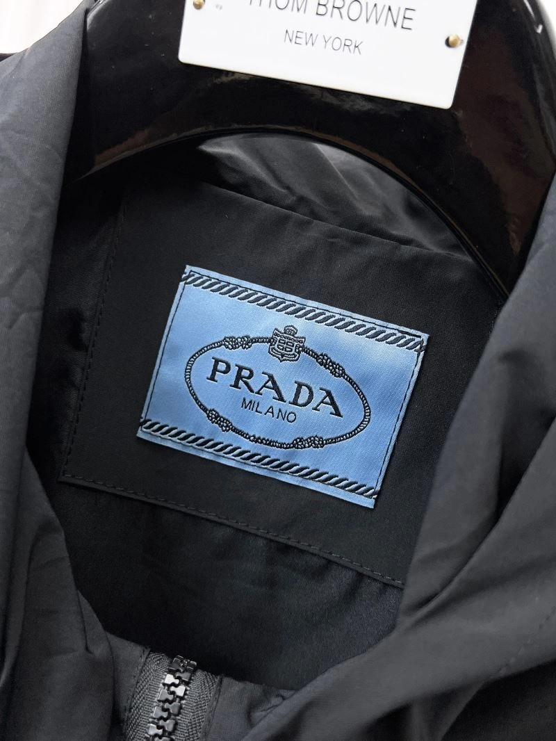 Minimalist Prada Outwear 169996